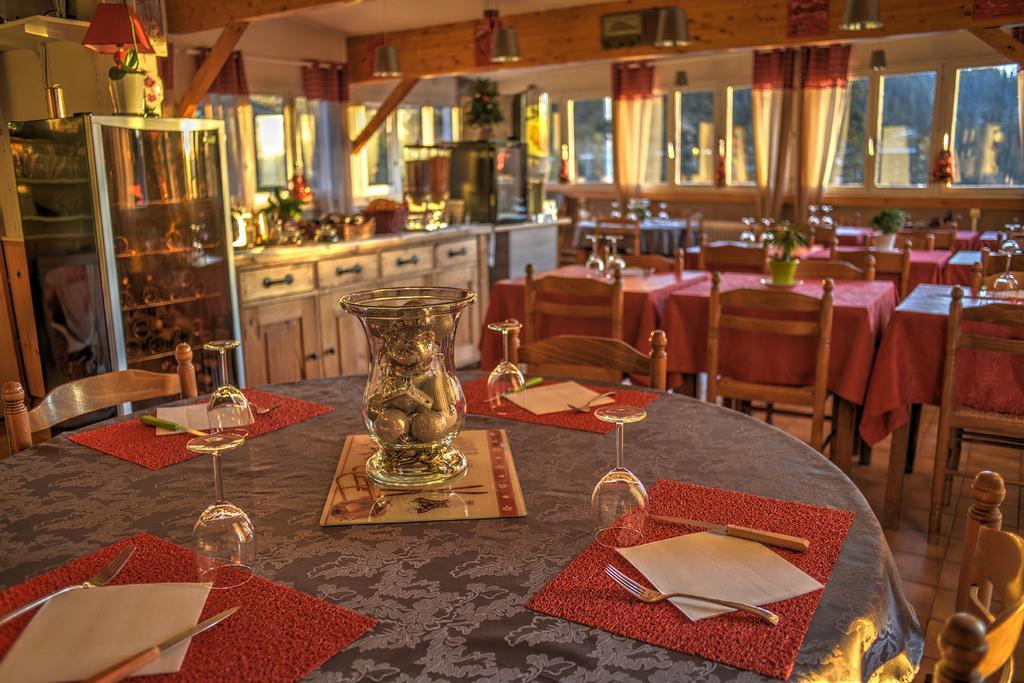 Auberge Restaurant Du Virage Chamrousse Bagian luar foto