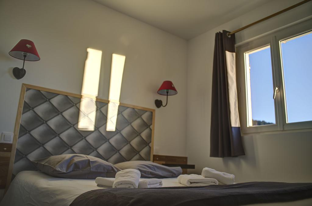 Auberge Restaurant Du Virage Chamrousse Bagian luar foto